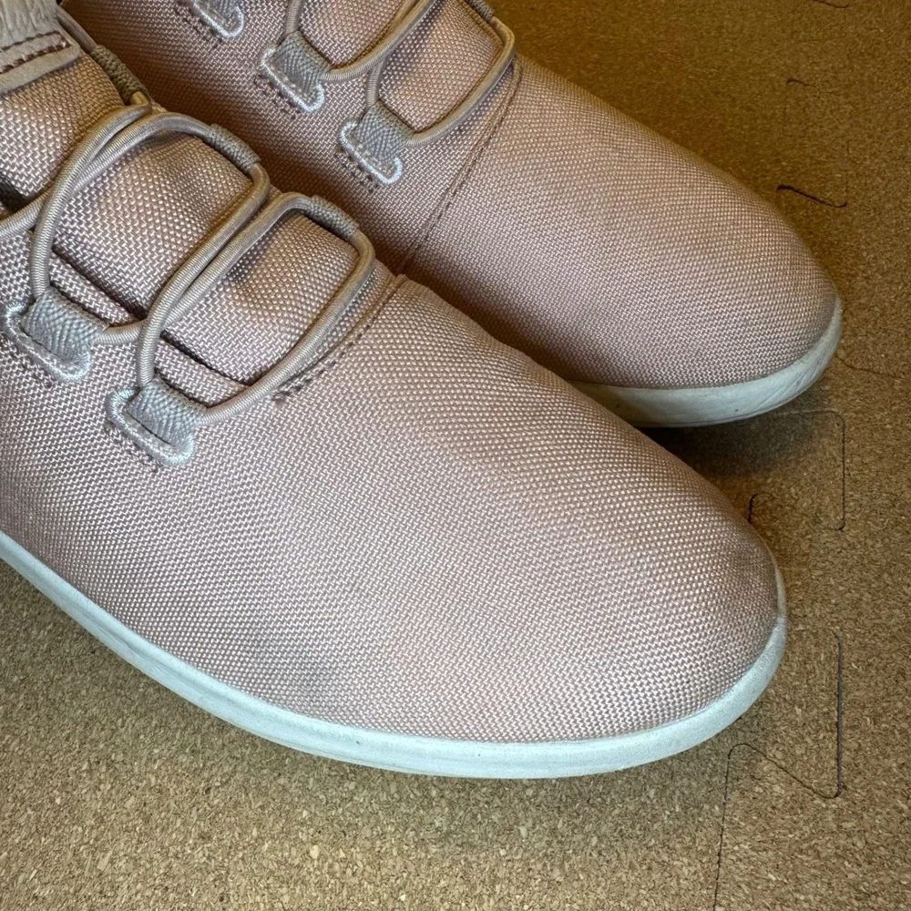 OluKai Hale'iwa Li Ha'a Pink Textile Sneakers Women 7.5 Low Top Shoes 20381-4L18